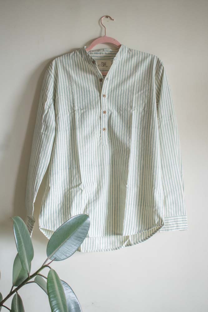 Men's Easy Fit Striped Shirt